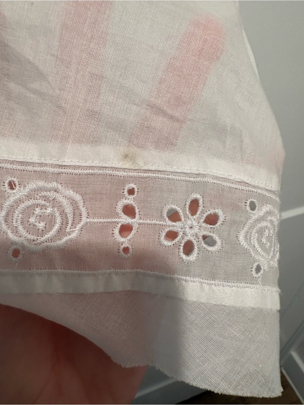 Francesca's Collections White Eyelet Button-Front Peplum Sleeveless Top - Picture 4 of 4